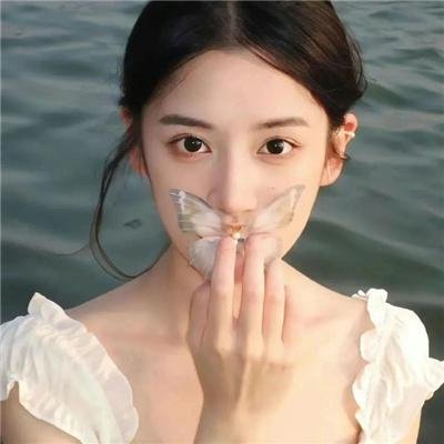 赤裸女羔羊